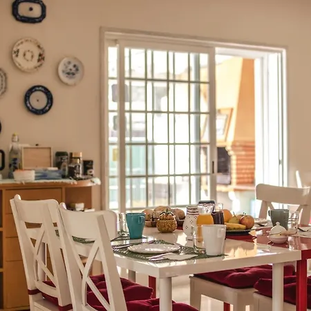 Bed & Breakfast Casa Da Luisa Cascais