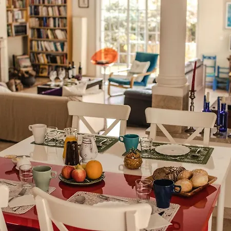 Casa Da Luisa 카스카이스